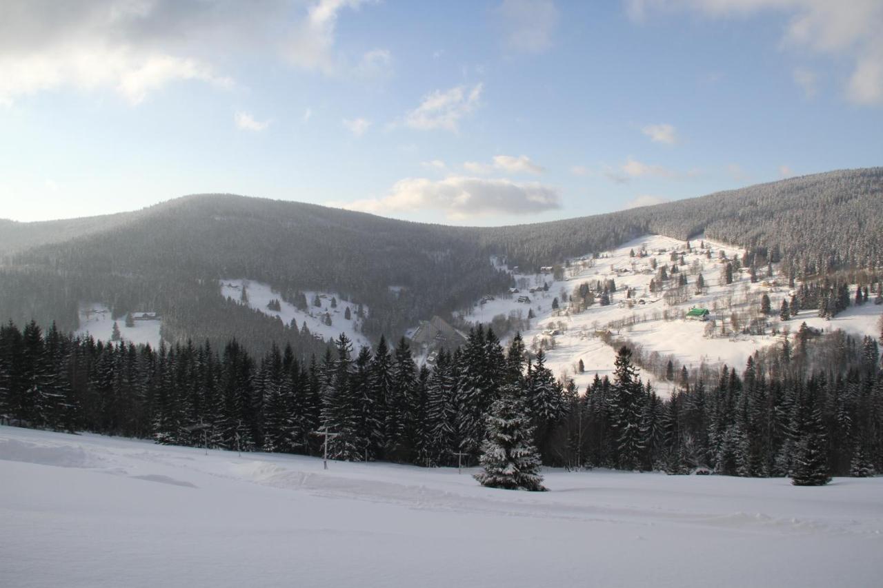 Hotel Hromovka Špindlerŭv Mlýn Luaran gambar